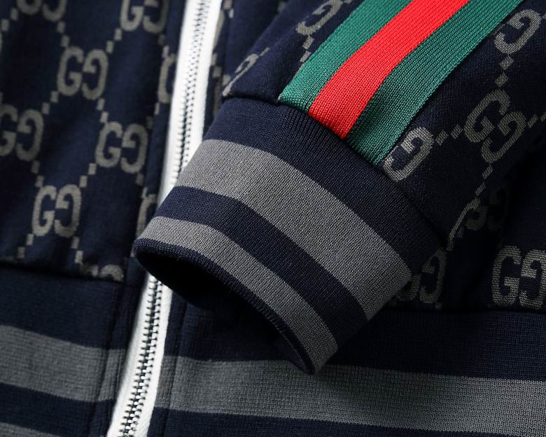 Moletom Jacquard Padrão Monograma Geométrico
