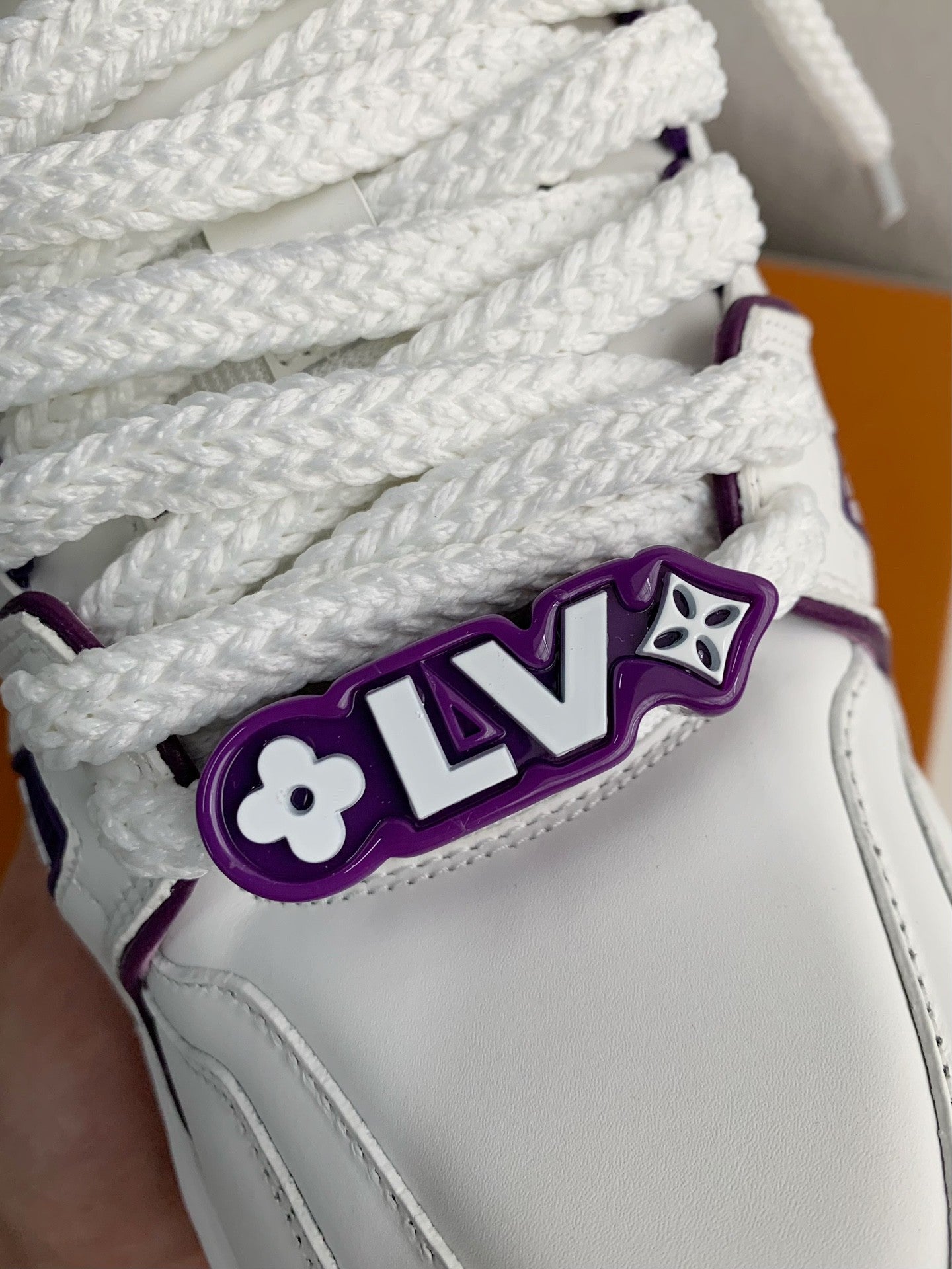 LOUIS VUITTON TRAINER MAXI SNEAKERS