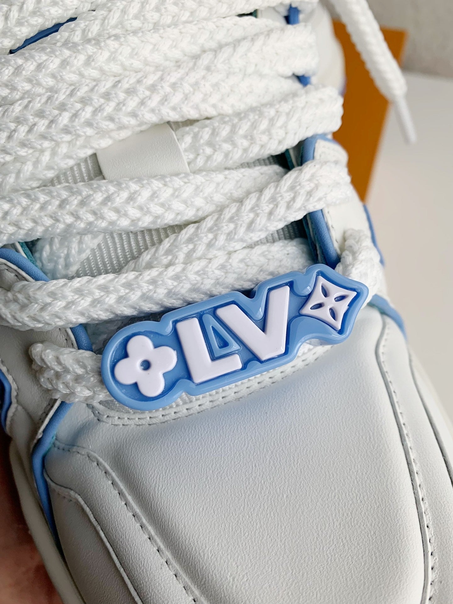 LOUIS VUITTON TRAINER MAXI SNEAKERS