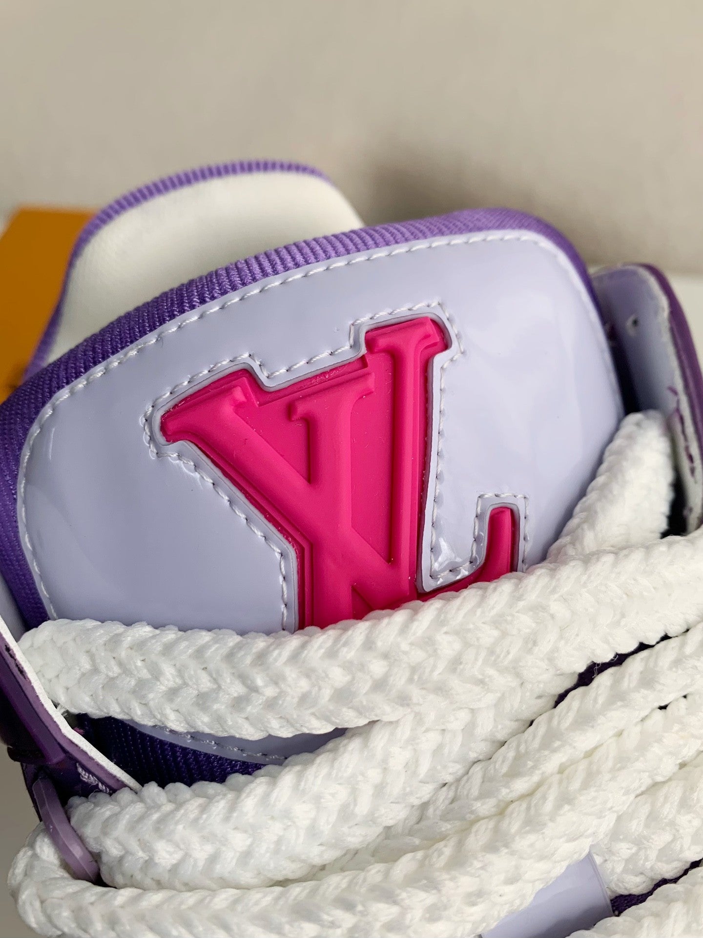 LOUIS VUITTON TRAINER MAXI SNEAKERS