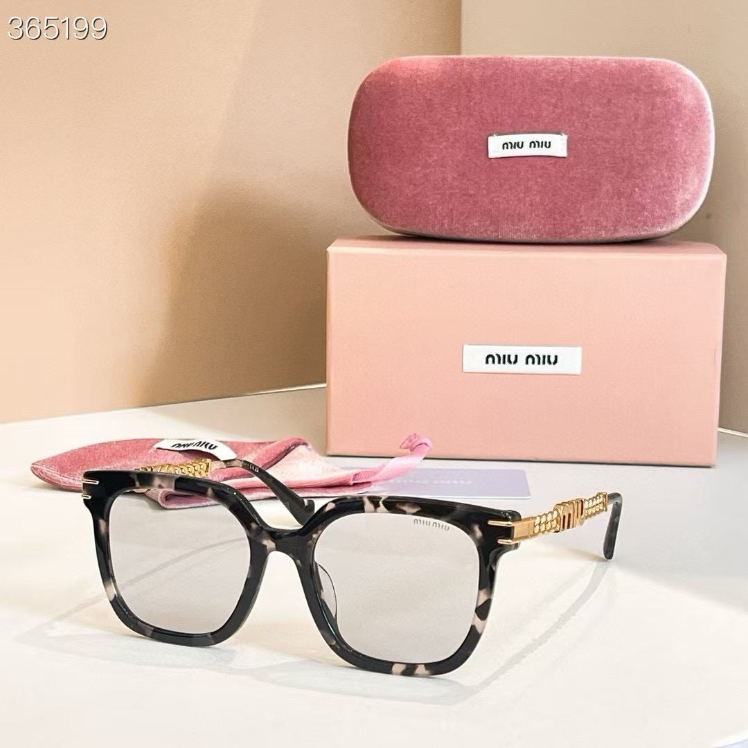 Óculos de Sol Acetato Preto Lente Escura