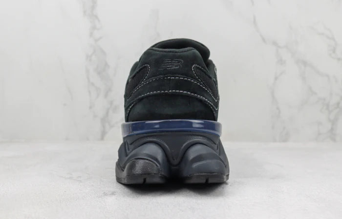 New Balance 9060 Triple Black