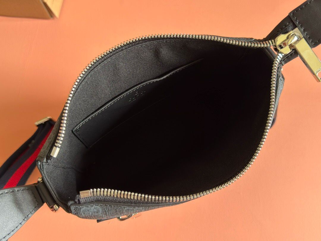 Bolsa Tiracolo Couro Padrão Letras Entrelaçadas Pequena