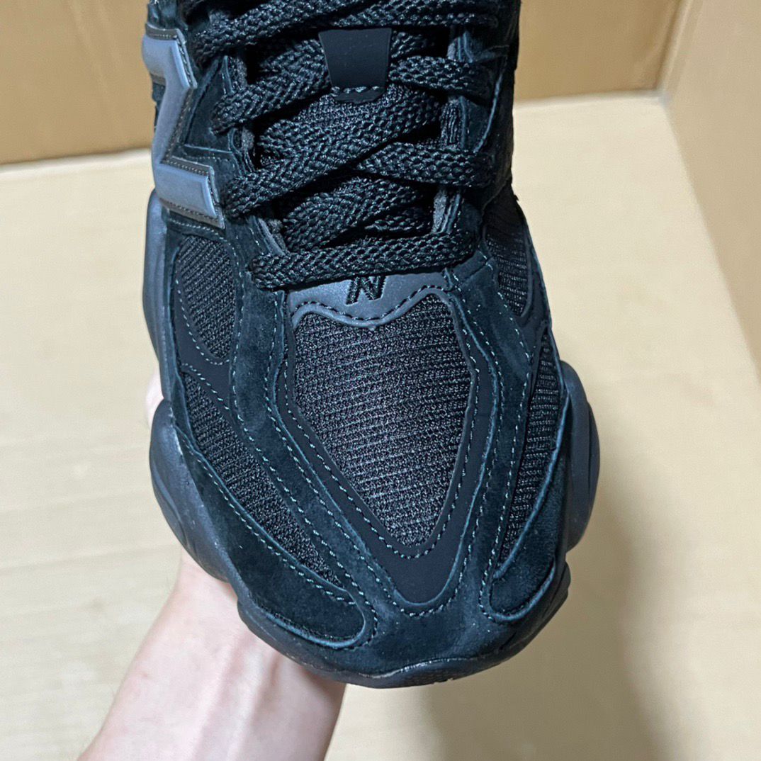 Tênis Runner Malha Preto Detalhes Cinza
