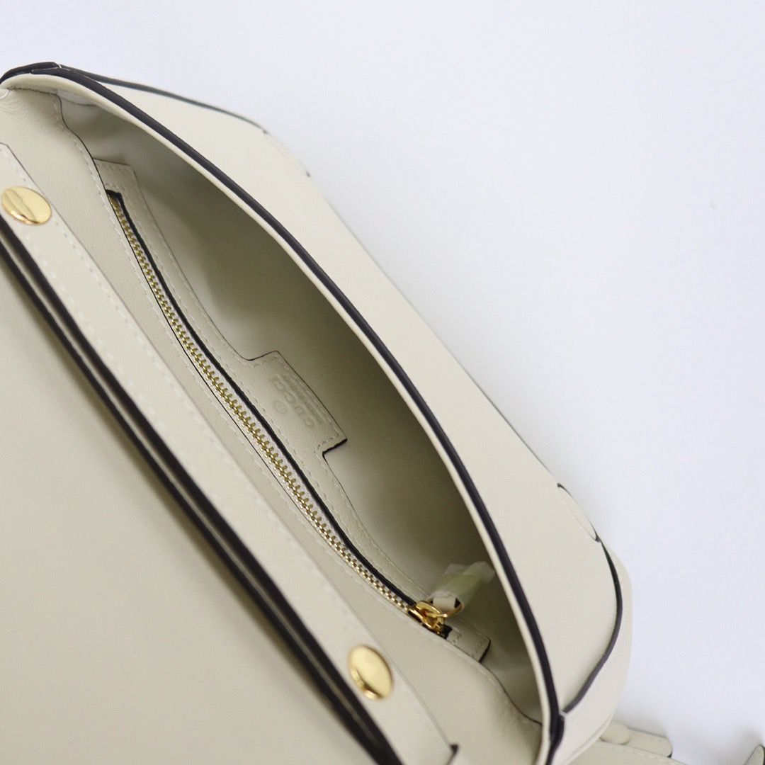 Bolsa Satchel Couro Branco Alça Corrente