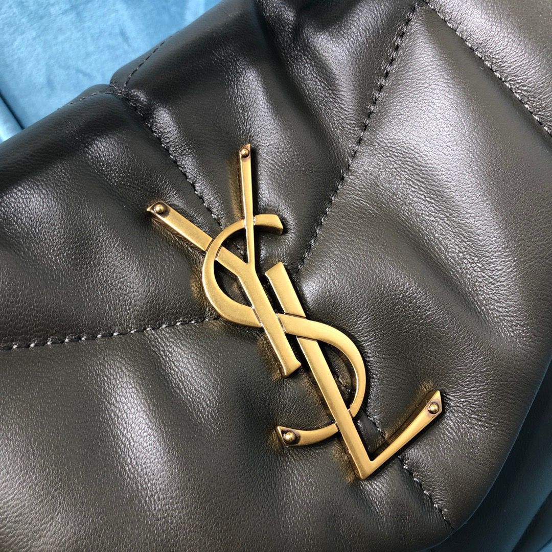 Bolsa Acolchoada Couro Preto Estruturada