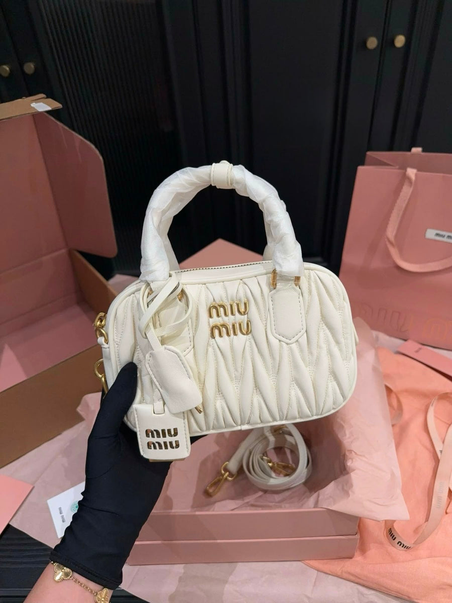 Bolsa Miu Miu Arcadie Matelassê Off White