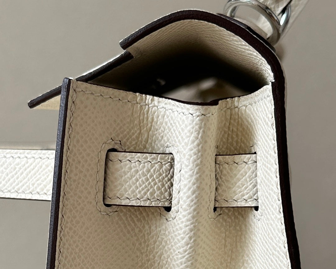 Bolsa Satchel Couro Estruturada com Alça Superior