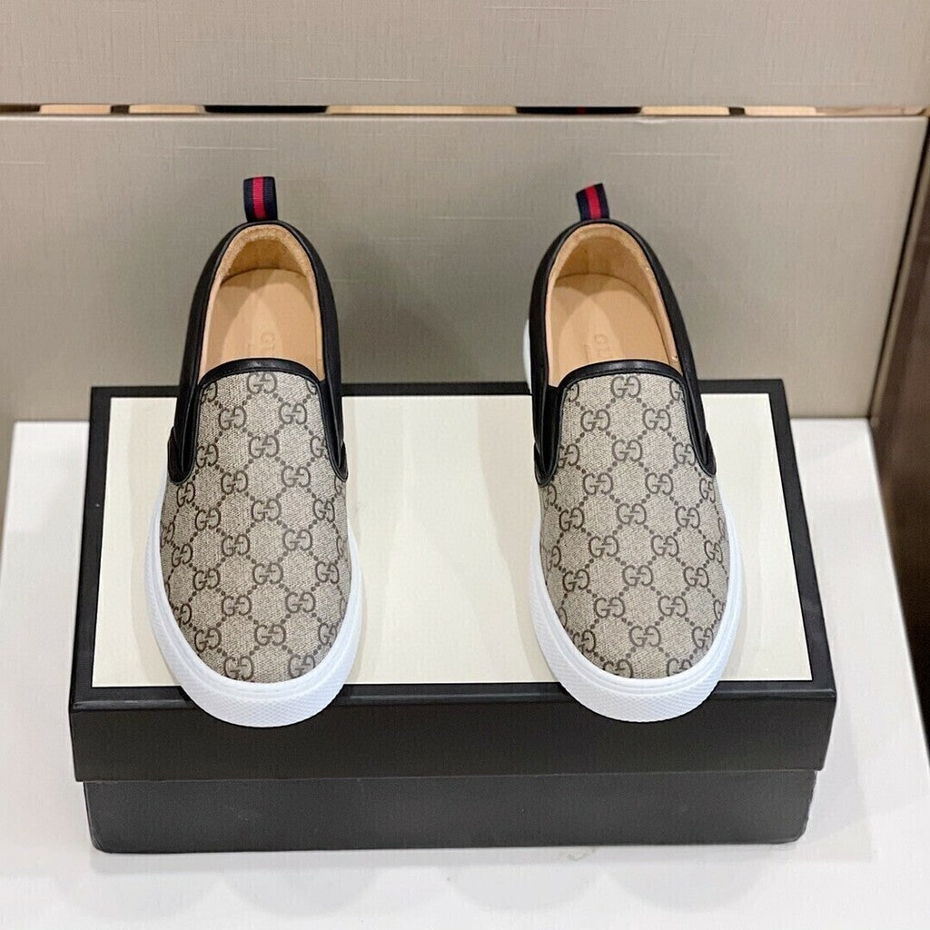 Tênis Slip-On Lona Padrão Entrelaçado Marrom e Bege