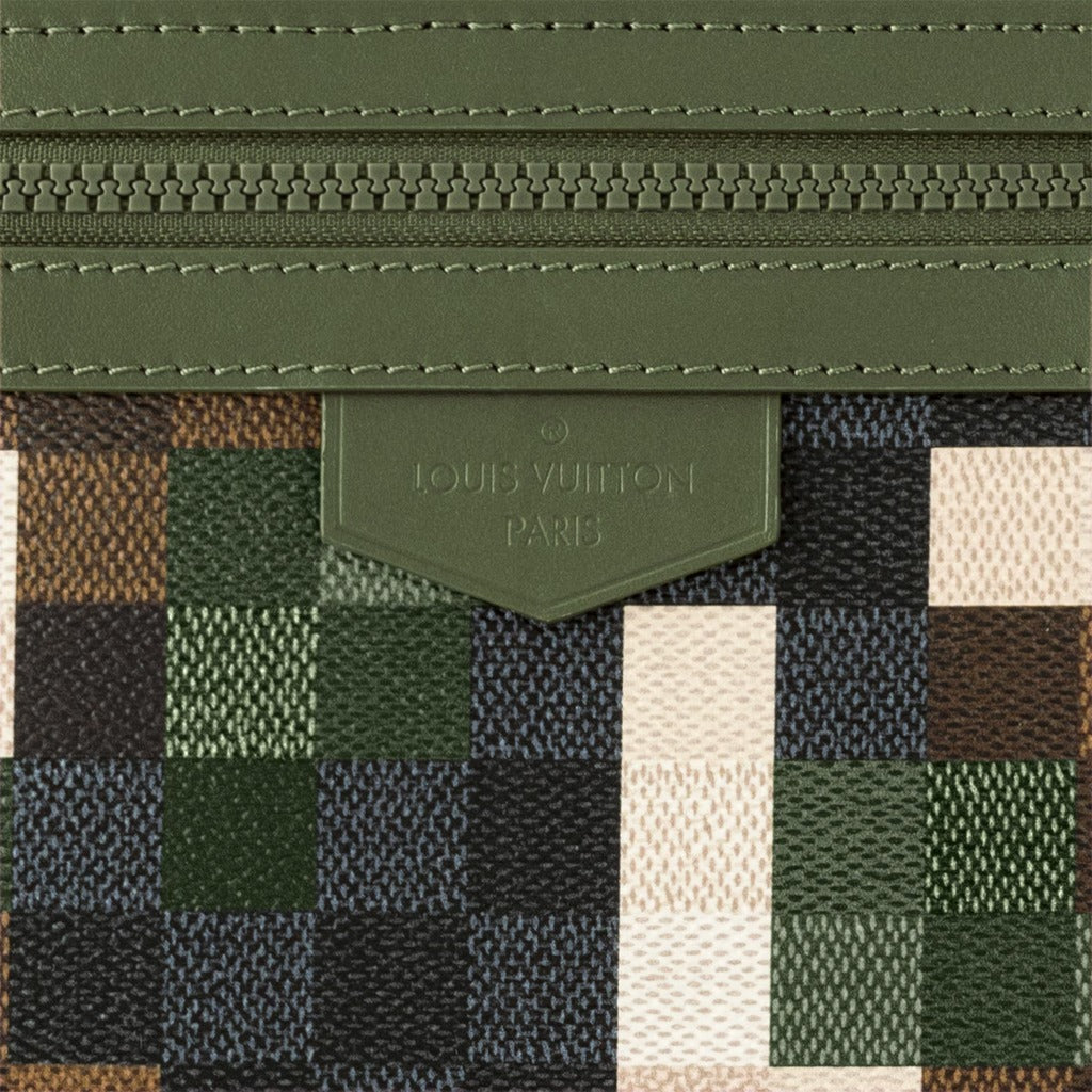 Bolsa Padrão Xadrez Camuflagem Logomania