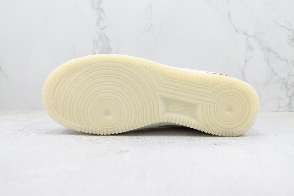 Tênis Couro Cano Baixo Branco com Detalhe Vermelho