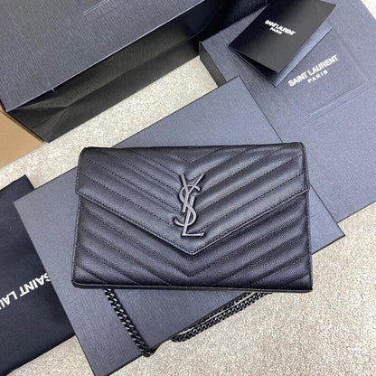 Bolsa Ombro Couro Preto Fechamento Magnético