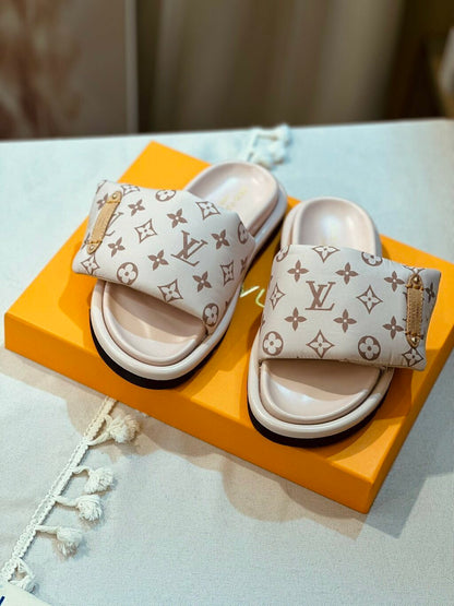 Chinelo Meia-pata Almofadado Azul Claro