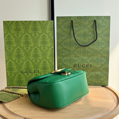 Bolsa Ombro Couro Acolchoado Padrão Chevron Verde Mini