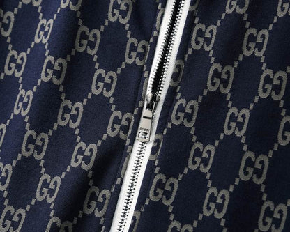Moletom Jacquard Padrão Monograma Geométrico