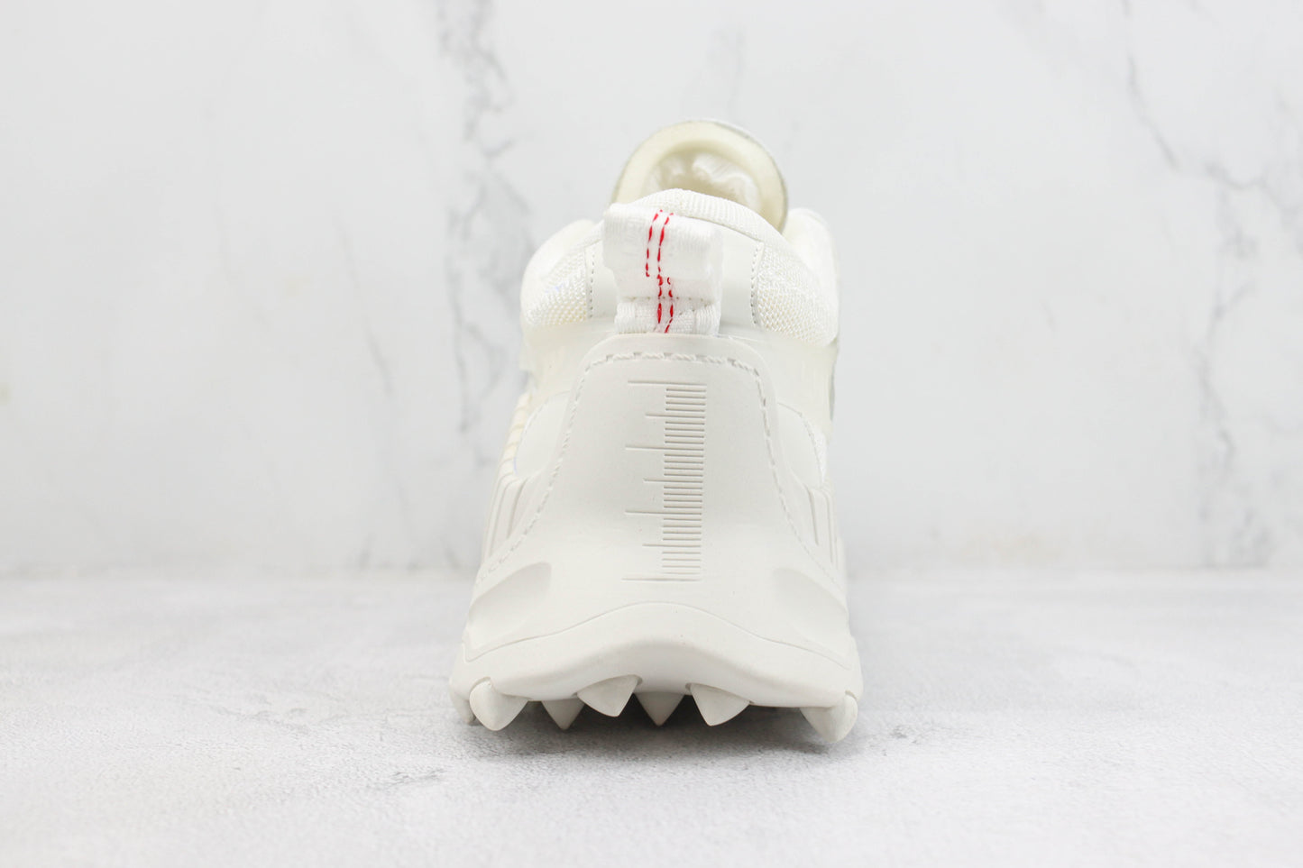 Tênis Runner Couro Branco Detalhe Listrado