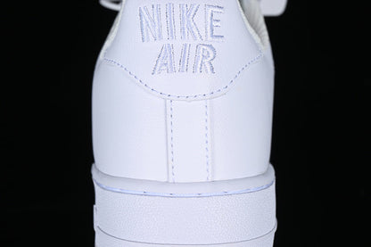 Tênis Cano Baixo Couro Branco Detalhe Swoosh Iridescente