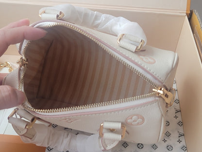 Bolsa Satchel Couro Monograma Caramelo com Alça Removível
