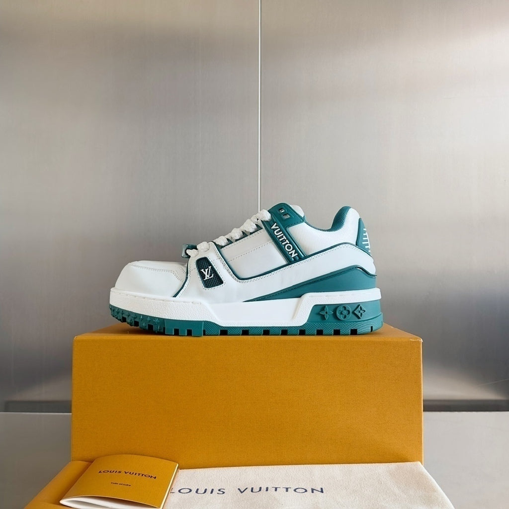 Tênis Casual Solado Robusto Branco Detalhe Verde