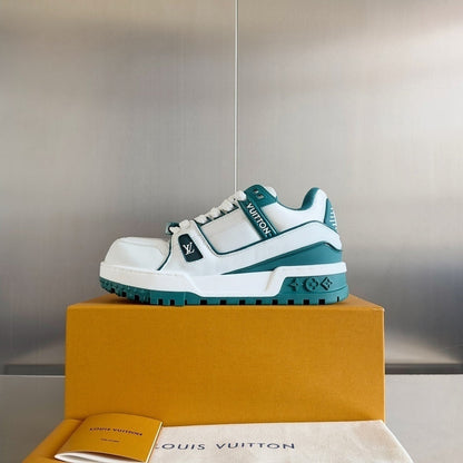 Tênis Casual Solado Robusto Branco Detalhe Verde