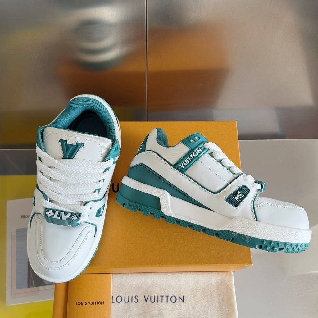 Tênis Casual Solado Robusto Branco Detalhe Verde