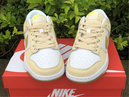 Tênis Cano Baixo Couro Branco Detalhe Amarelo