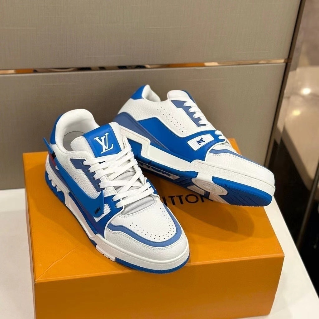 Tênis Couro Branco com Detalhe Azul Cano Baixo