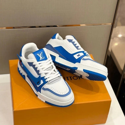 Tênis Couro Branco com Detalhe Azul Cano Baixo
