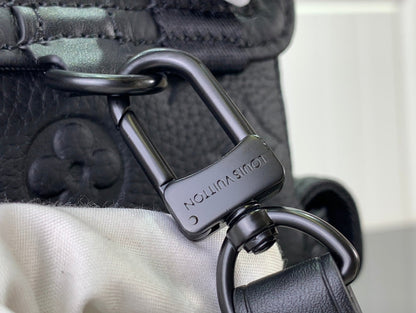 Bolsa Nano Couro Taurillon Padrão Monograma Geométrico