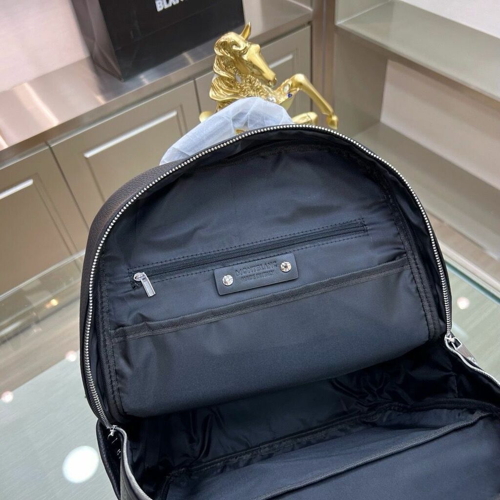 Mochila Couro Preta Estruturada