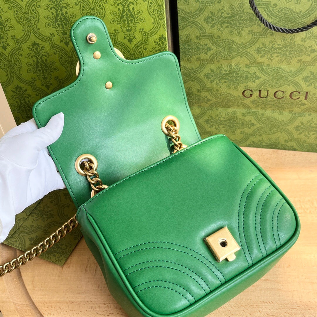 Bolsa Ombro Couro Acolchoado Padrão Chevron Verde Mini