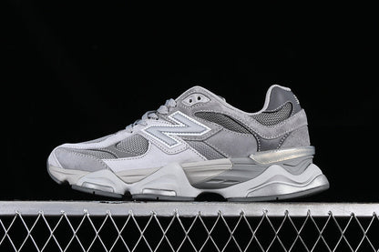 Tênis Runner Cinza Chumbo Detalhes Contrastantes