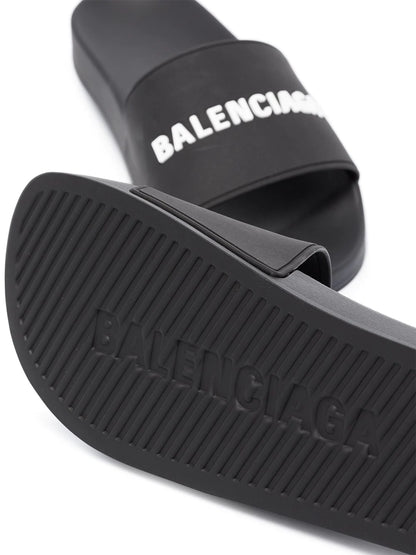 Balenciaga Slide com logo gravado