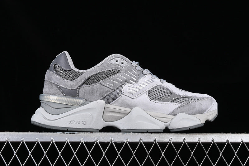 Tênis Runner Cinza Chumbo Detalhes Contrastantes