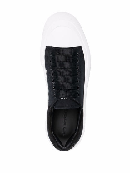 Alexander McQueen Tênis Deck Plimsoll com cadarço