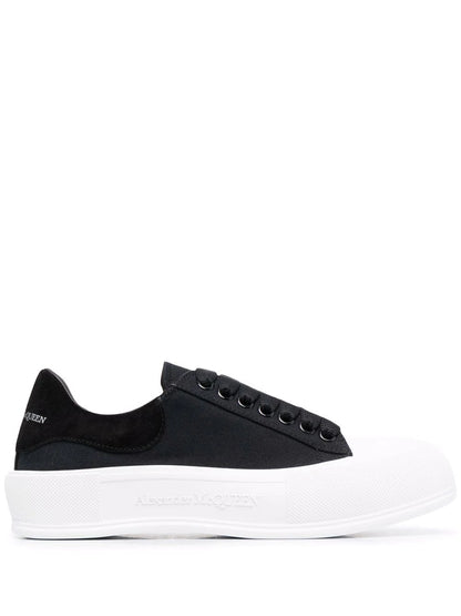 Alexander McQueen Tênis Deck Plimsoll com cadarço