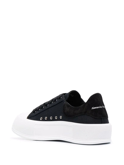 Alexander McQueen Tênis Deck Plimsoll com cadarço