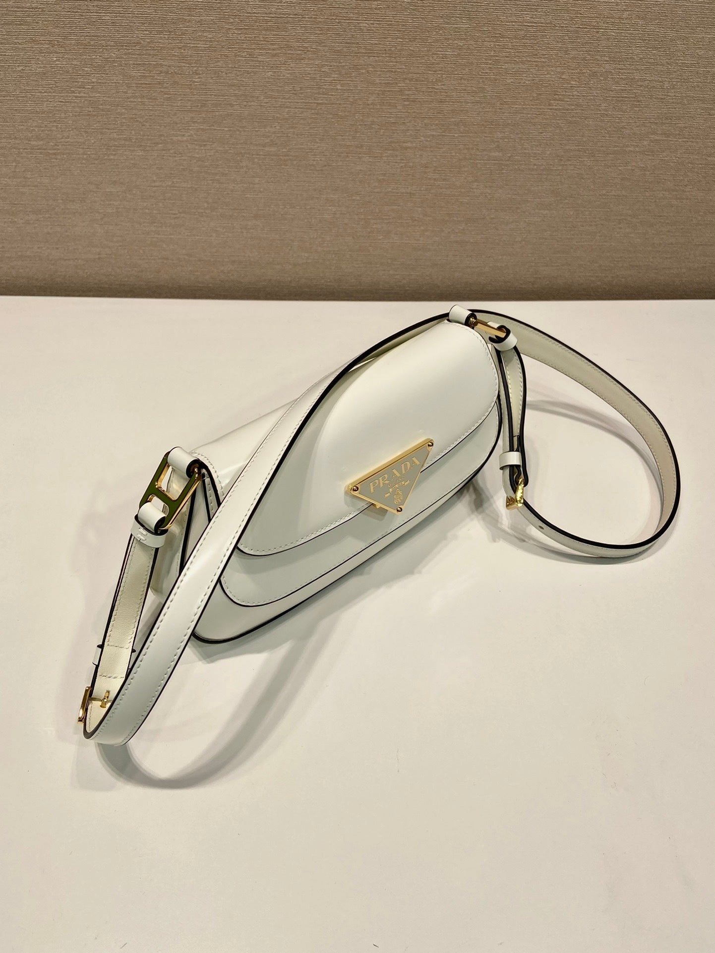 Bolsa Shoulder Couro Estruturada Preta