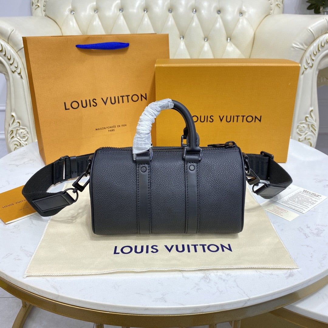 Bolsa Viagem Couro Preto Alça Ajustável Tamanho Extra Pequeno