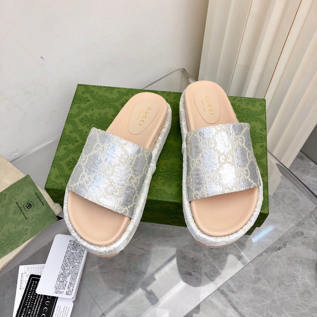 Sandália Plataforma Prata Jacquard Tira Frontal 55mm
