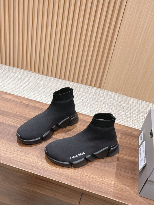 Tênis Runner Malha Preto Cano Médio