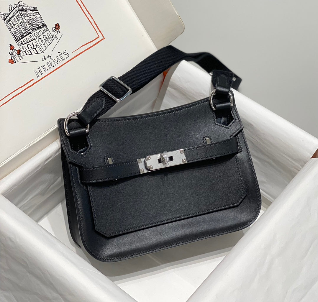 Bolsa Pequena Couro Preto Mini