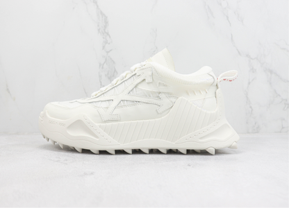 Tênis Runner Couro Branco Detalhe Listrado