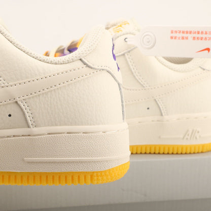 Tênis Cano Baixo Couro Amarelo Detalhe Roxo