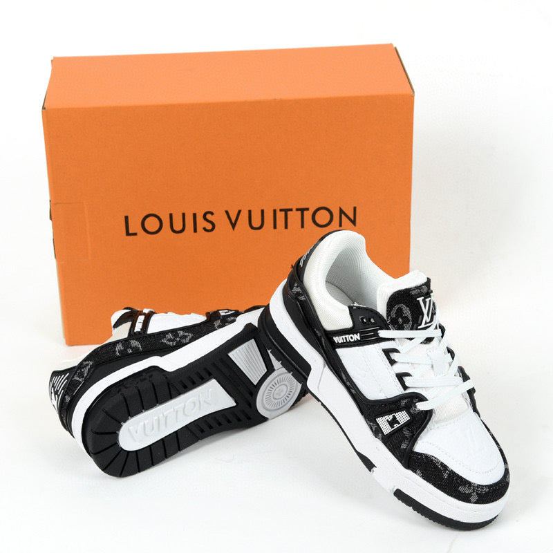 Trainer LV Black Infantil