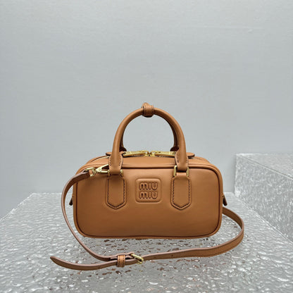 Bolsa Satchel Couro Marrom Compartimentos Estruturada