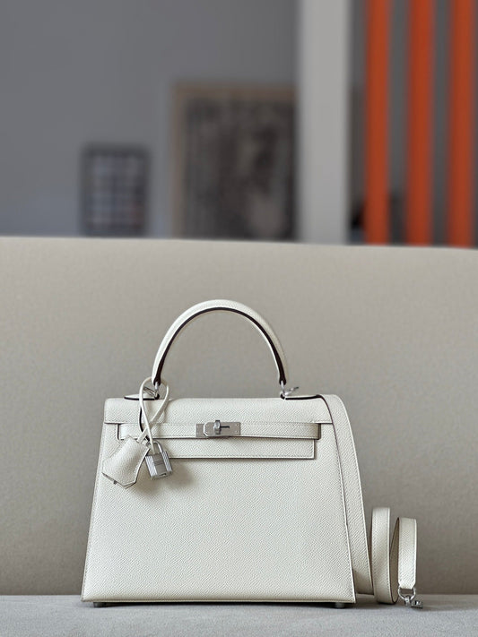 Bolsa Satchel Couro Estruturada com Alça Superior