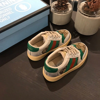 Tênis Infantil Couro Branco com Detalhe Listra