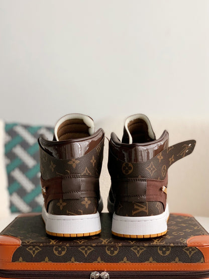 LOUIS VUITTON × NIKE AIR FORCE 1 Sneaker High-tops