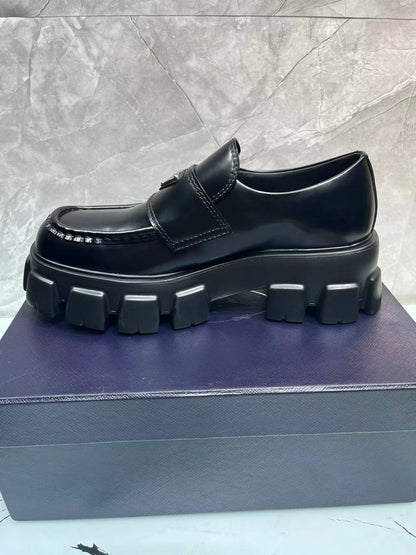 Prada Mocassim
